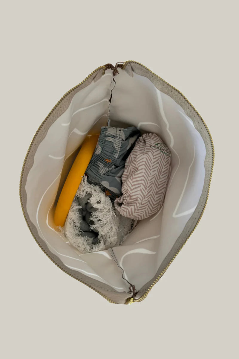 Chocolate Heiych wet bag for swimwear and damp items