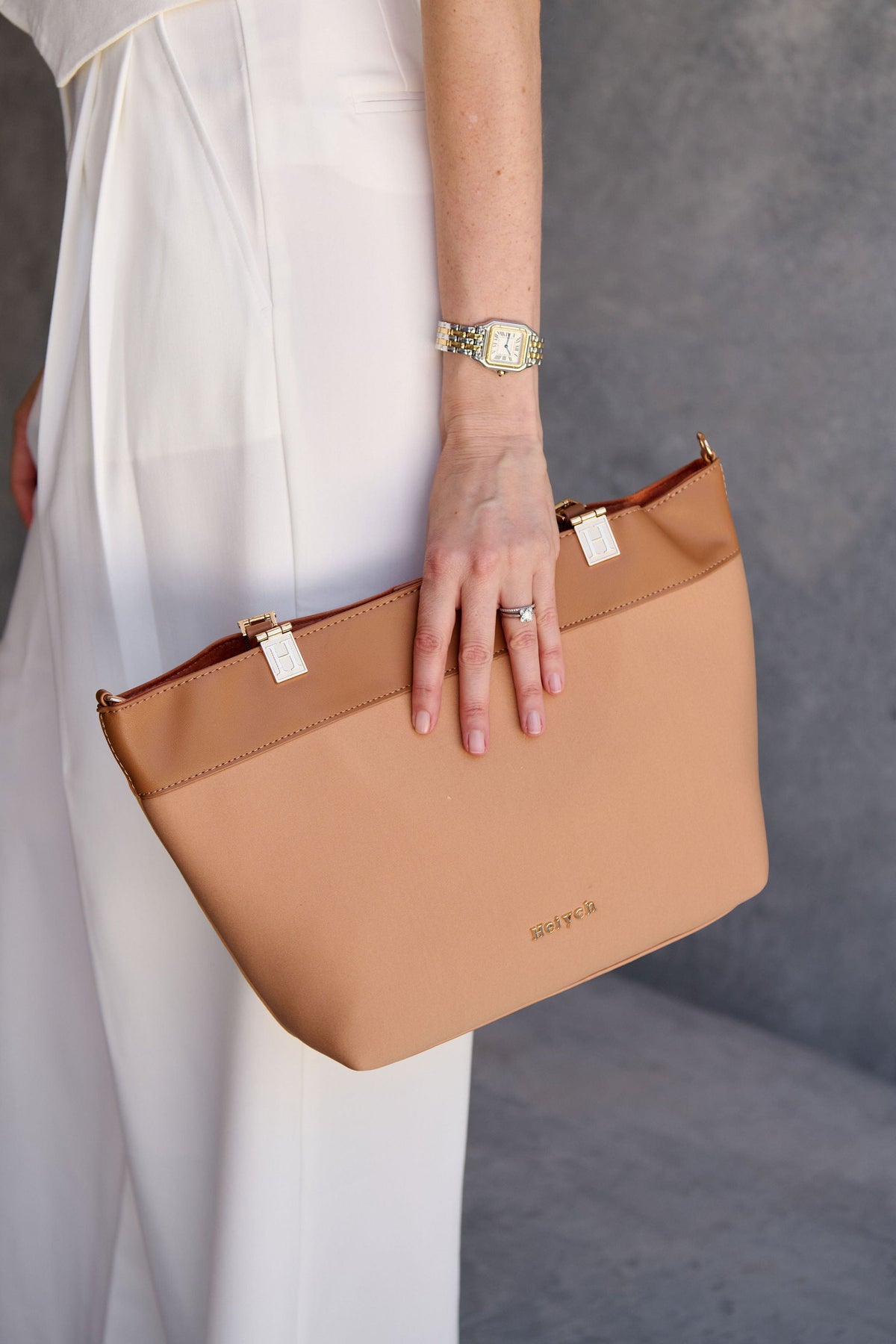 Cognac bundle, Tan H-Connect